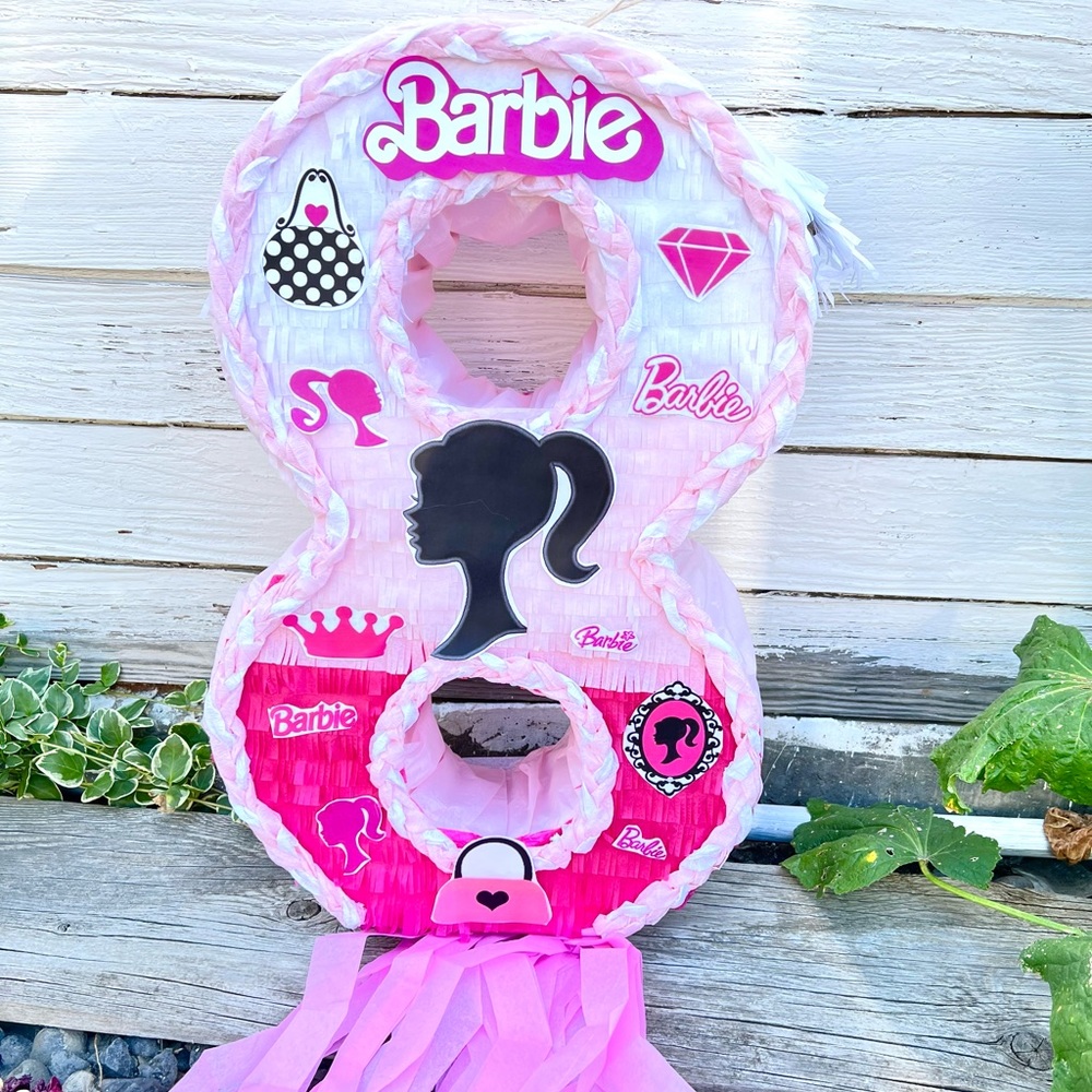 Barbie Number Eight Piñata